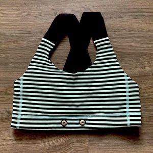 Lululemon Sports Bra Size 6.